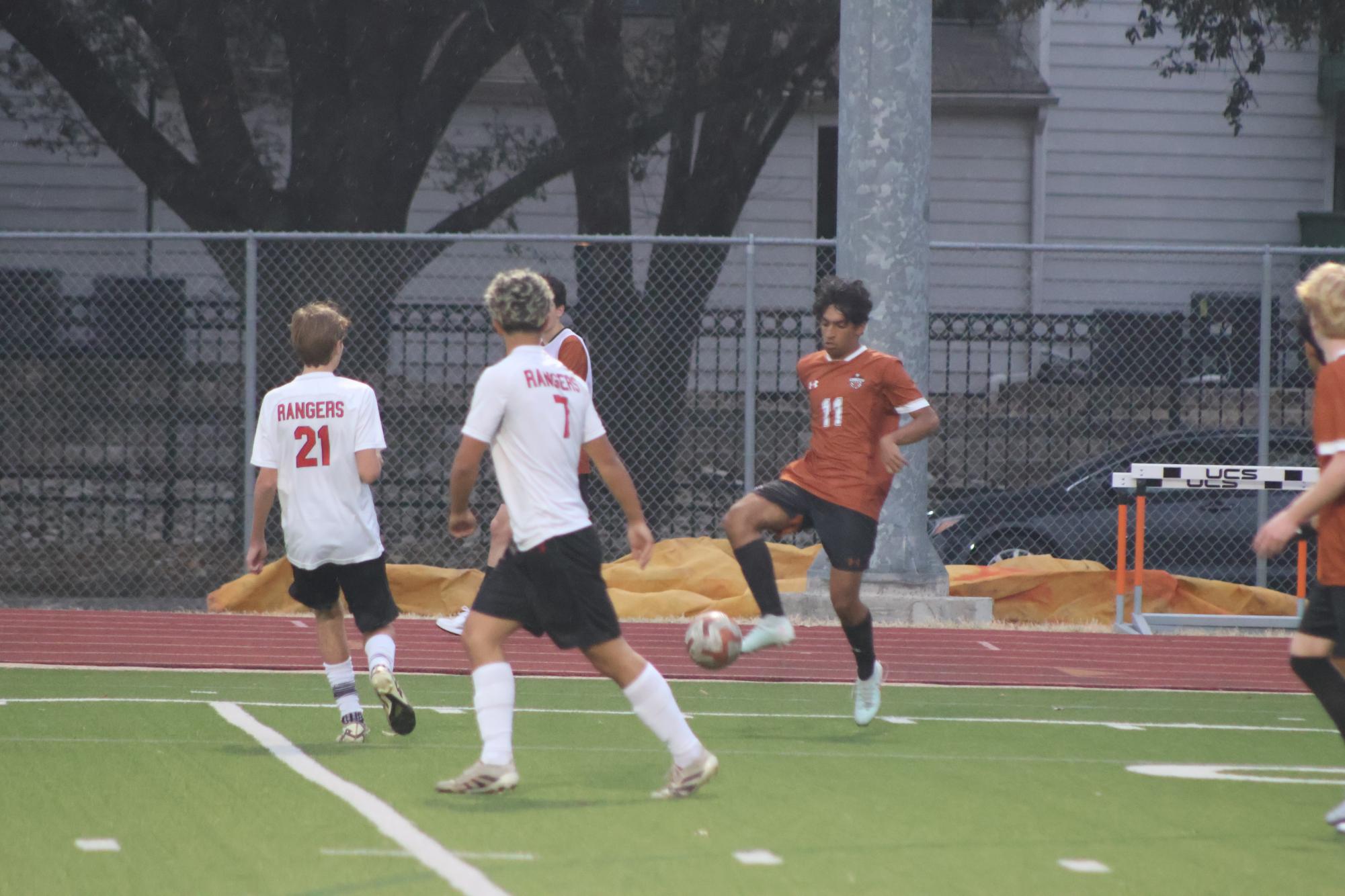 JV Orange Soccer Fights Back to Tie Vista Ridge 1-1