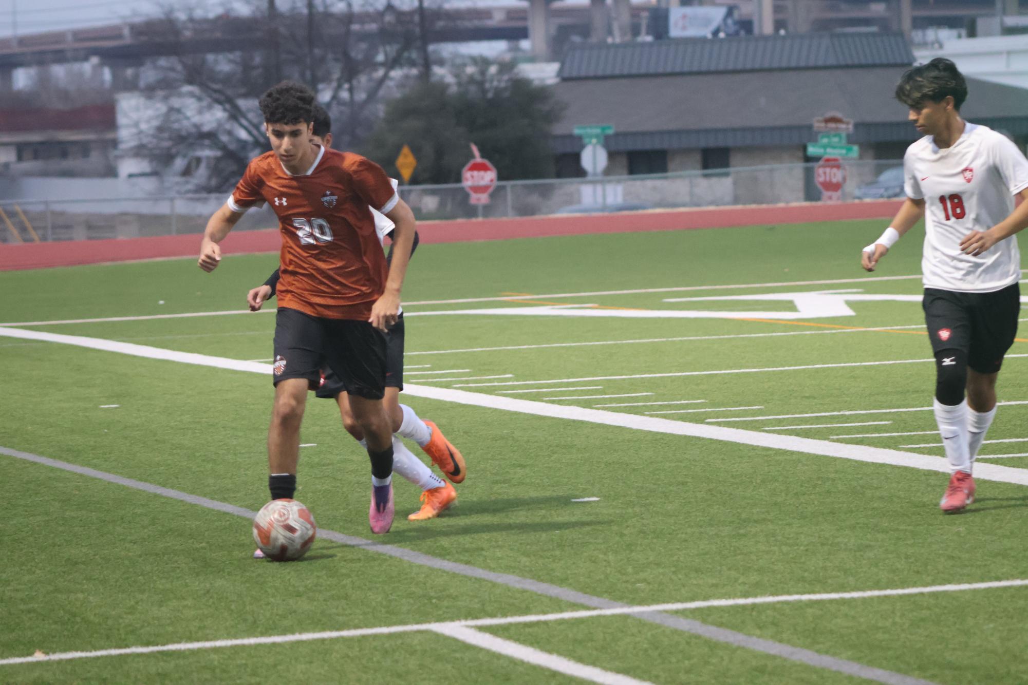 JV Orange Soccer Fights Back to Tie Vista Ridge 1-1