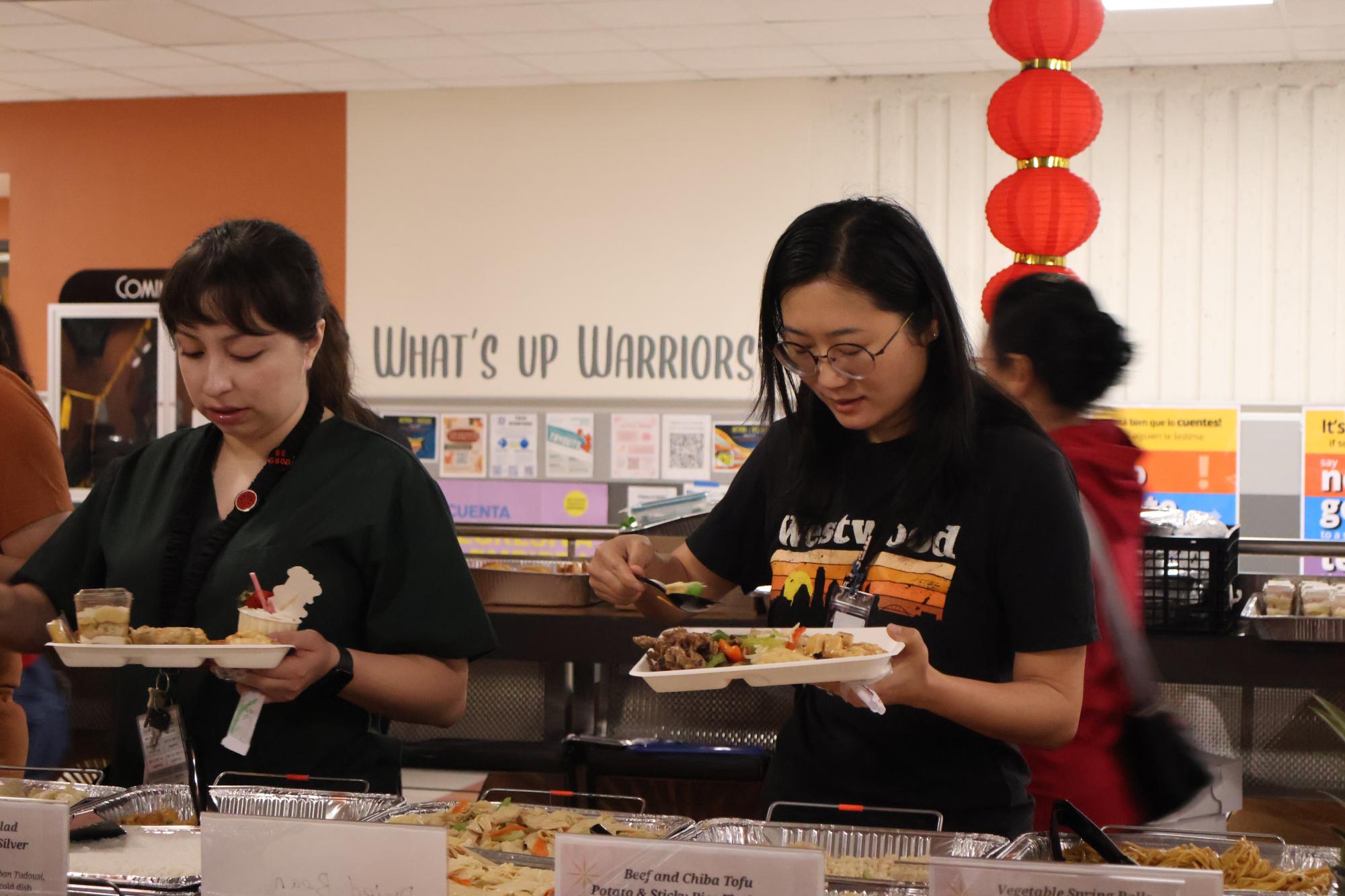 Parent Volunteers Host Lunar New Year Lunch for Faculty